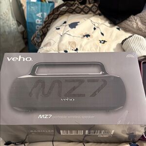 MZ7 Portable Wireless Speaker - Black